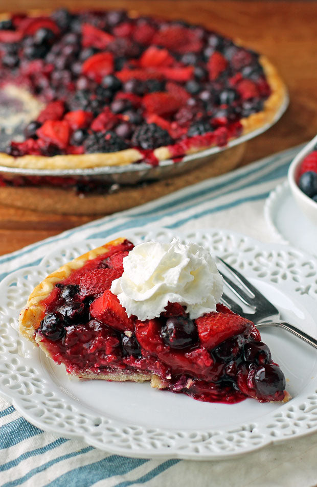 MIXED BERRY PIE